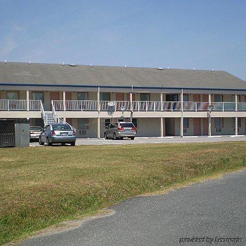 Budget Inn By Oyo Nassawadox Hwy 13 Buitenkant foto